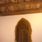 Dřevěný malovaný renesanční strop a portál, kde byl vstup do domu Platejz