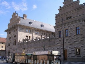 Renesanční Schwarzenberský palác (nebo též Lobkovický) najdete na Hradčanském náměstí v Praze.
foto: cs.wikipedia.org